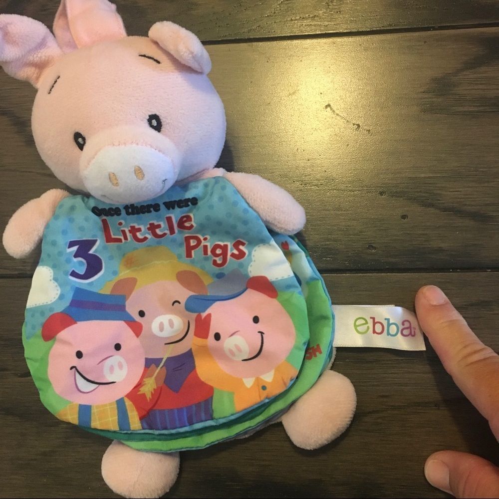 Ebba 3 little pigs book